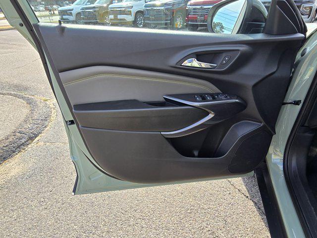 new 2026 Chevrolet Trax car, priced at $27,475