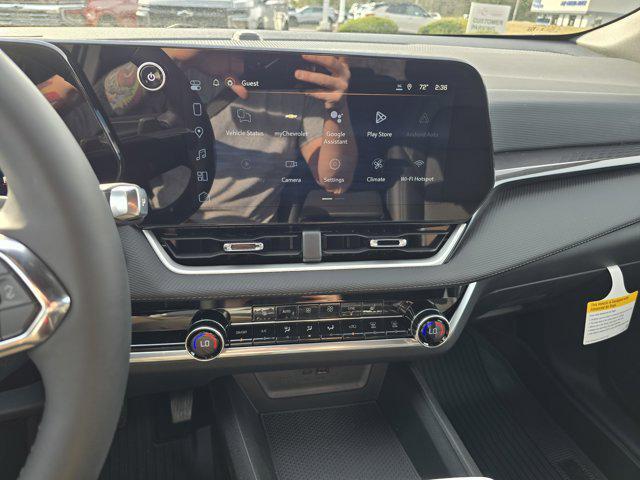 new 2026 Chevrolet Equinox car, priced at $34,260