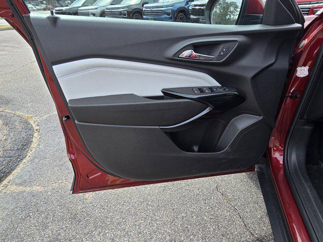 used 2025 Chevrolet Trax car, priced at $21,550