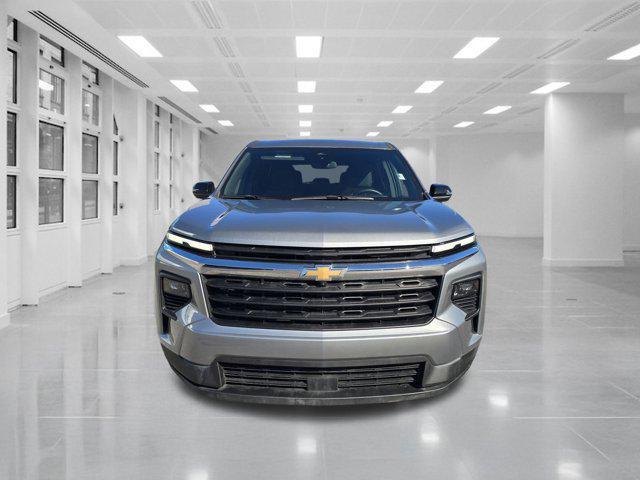 used 2024 Chevrolet Traverse car, priced at $31,583