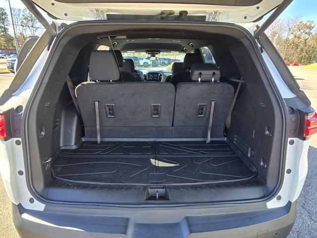 used 2023 Chevrolet Traverse car, priced at $19,993