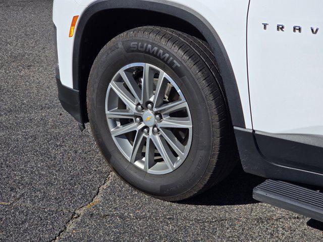 used 2023 Chevrolet Traverse car, priced at $19,993