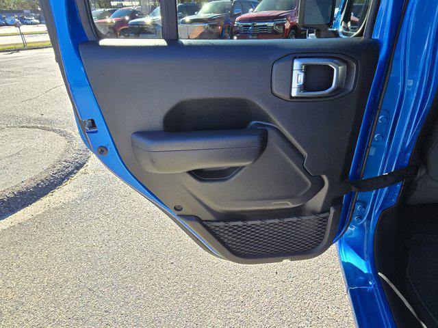 used 2021 Jeep Gladiator car, priced at $28,925