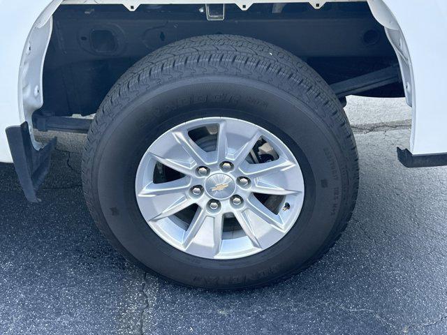 used 2024 Chevrolet Silverado 1500 car, priced at $32,993