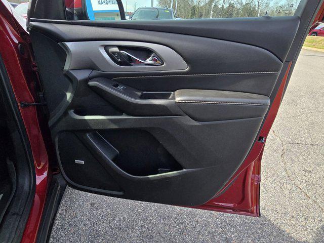 used 2020 Chevrolet Traverse car, priced at $21,993