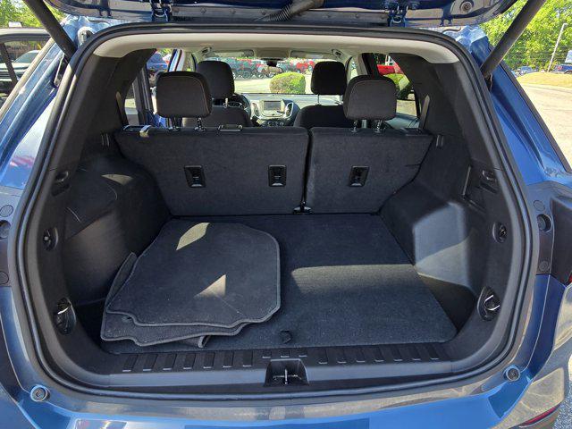 used 2024 Chevrolet Equinox car, priced at $25,558