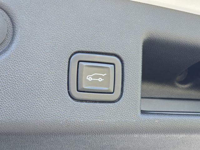 used 2022 Chevrolet Equinox car, priced at $18,993