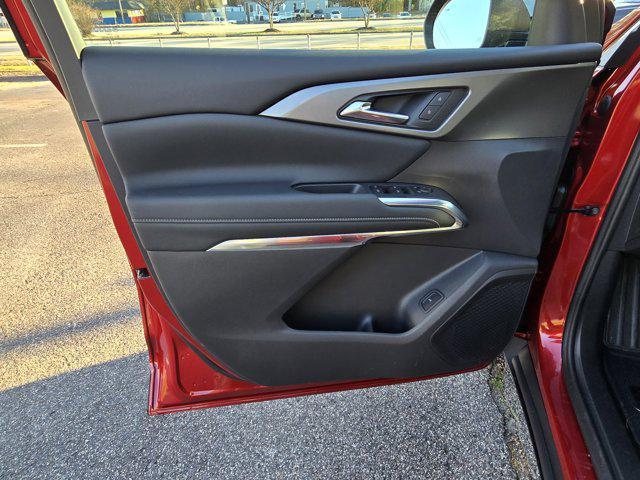 new 2026 Chevrolet Traverse car, priced at $47,625