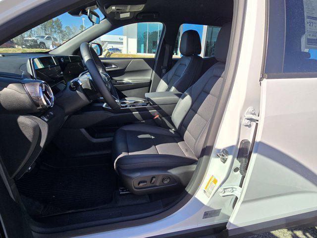 new 2026 Chevrolet Equinox car, priced at $32,850