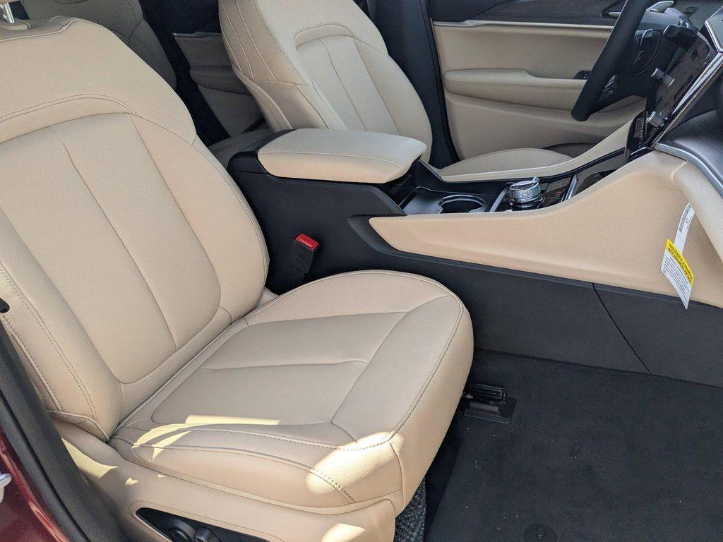 new 2026 Jeep Grand Cherokee car, priced at $43,400