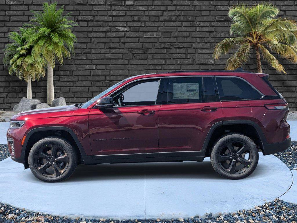 new 2026 Jeep Grand Cherokee car, priced at $43,400