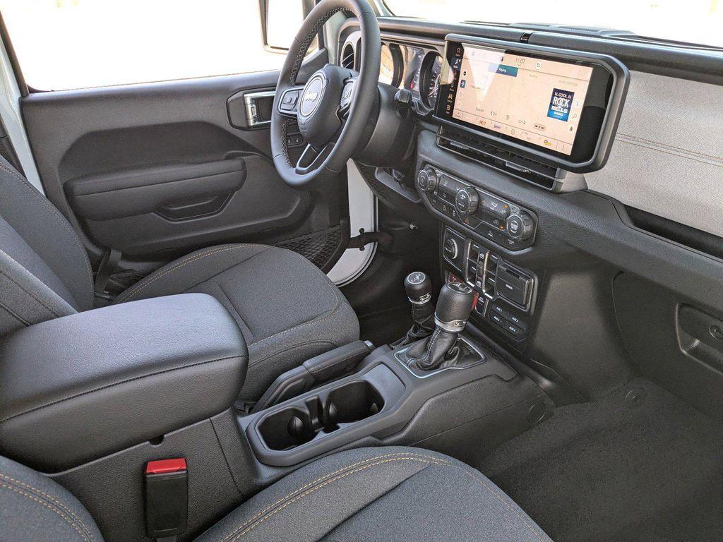 new 2026 Jeep Wrangler car, priced at $45,735