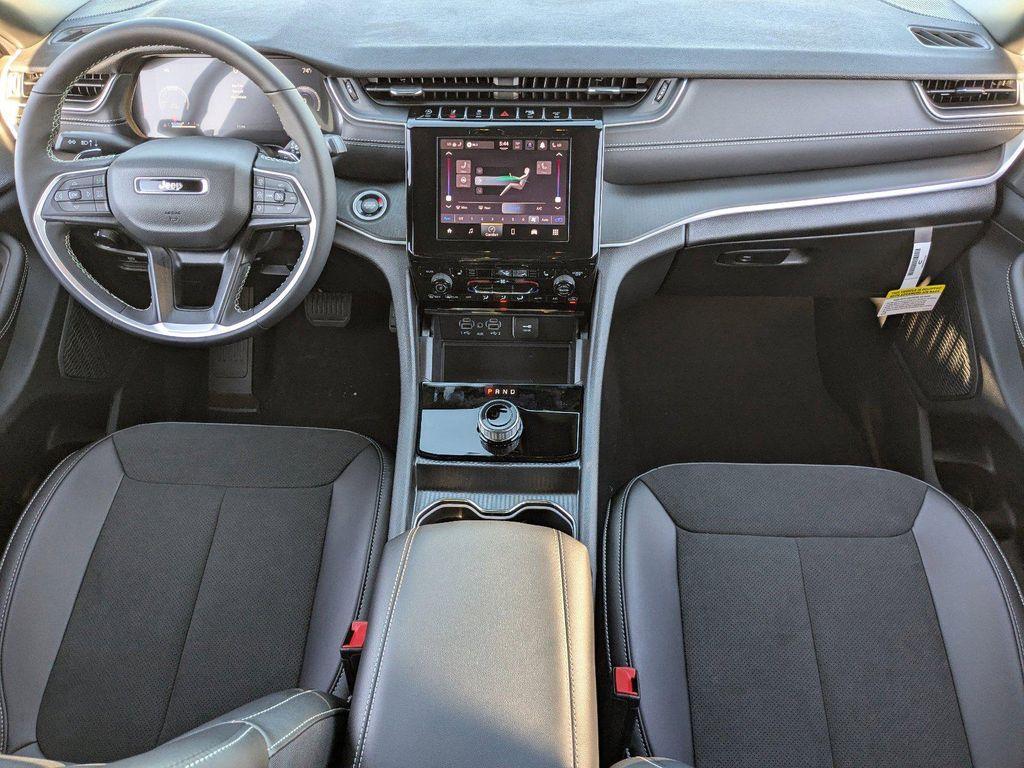new 2025 Jeep Grand Cherokee car, priced at $35,485