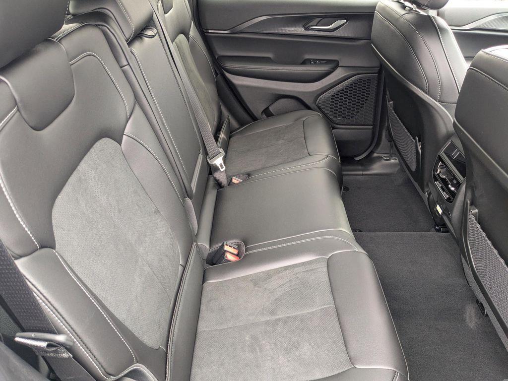 new 2025 Jeep Grand Cherokee car, priced at $36,475