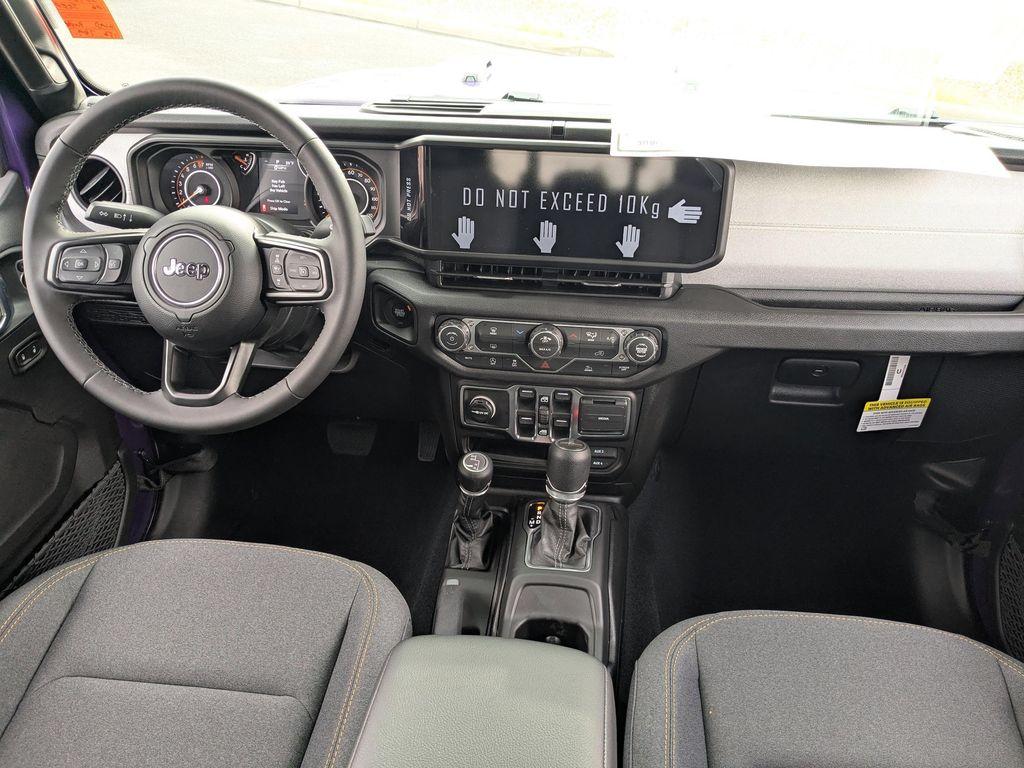 new 2026 Jeep Gladiator car, priced at $46,100