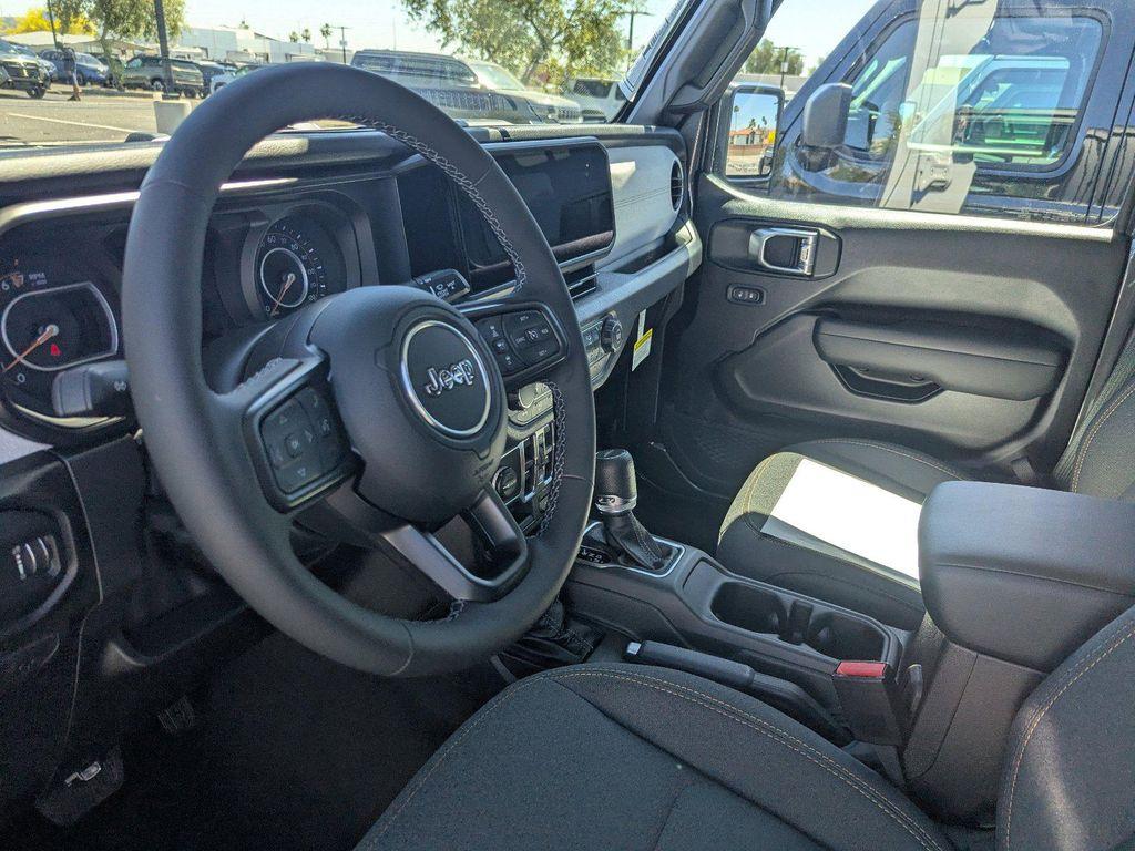 new 2026 Jeep Gladiator car, priced at $40,765