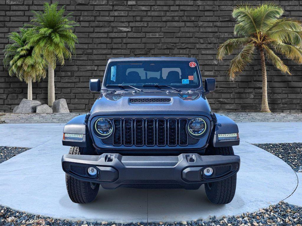 new 2026 Jeep Gladiator car, priced at $40,765