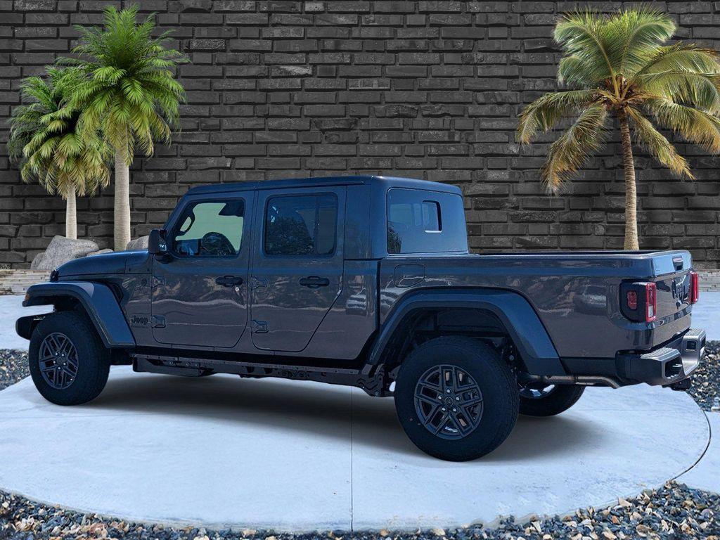 new 2026 Jeep Gladiator car, priced at $40,765