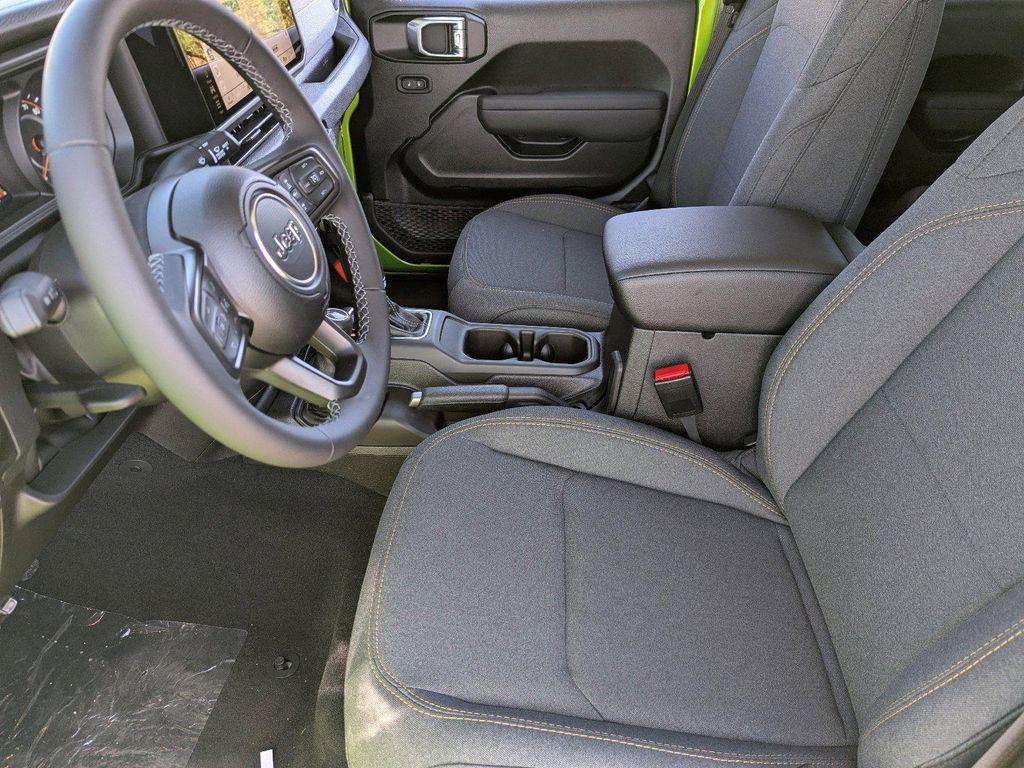 new 2026 Jeep Gladiator car, priced at $43,000
