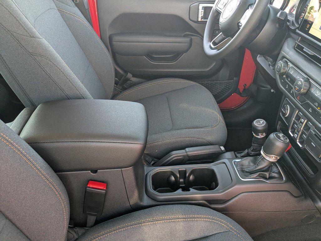 new 2026 Jeep Wrangler car, priced at $37,685