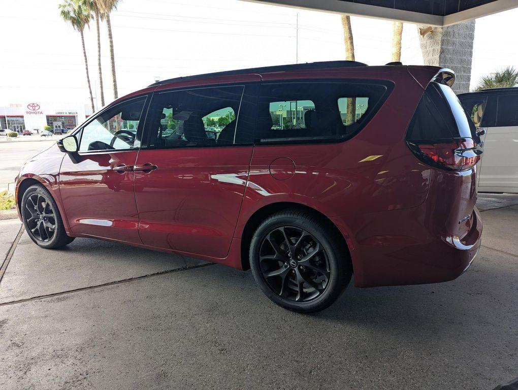 new 2026 Chrysler Pacifica car, priced at $47,080