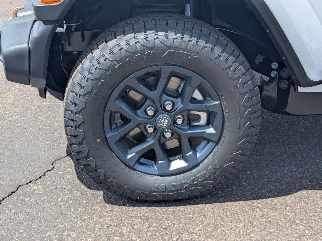 new 2026 Jeep Wrangler car, priced at $47,025