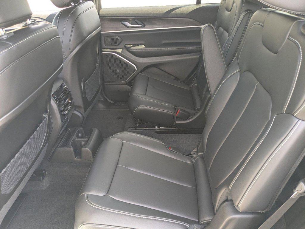 new 2026 Jeep Grand Cherokee L car, priced at $42,900