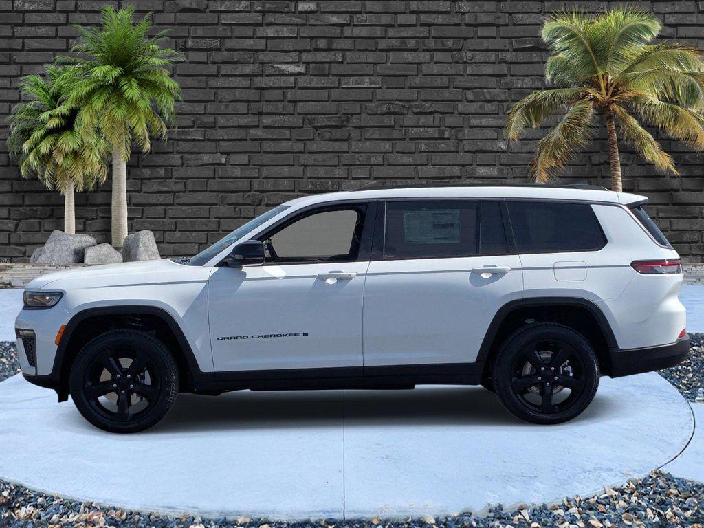 new 2026 Jeep Grand Cherokee L car, priced at $42,900