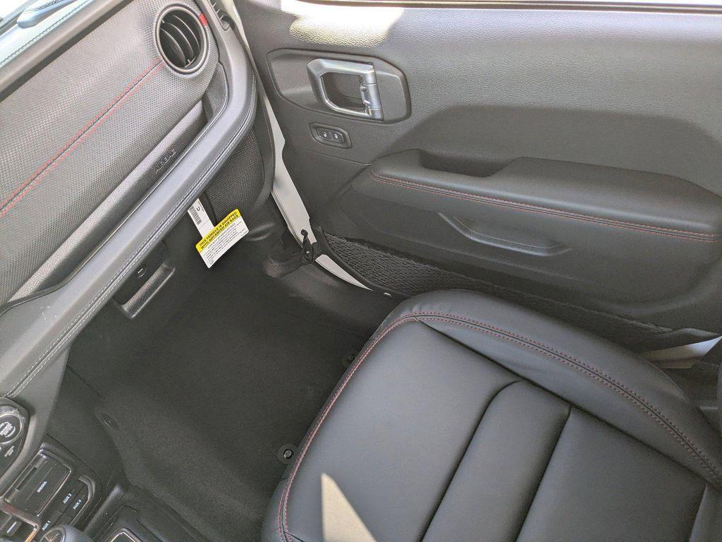new 2026 Jeep Gladiator car, priced at $51,240