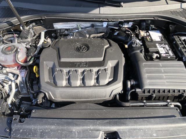 new 2024 Volkswagen Tiguan car