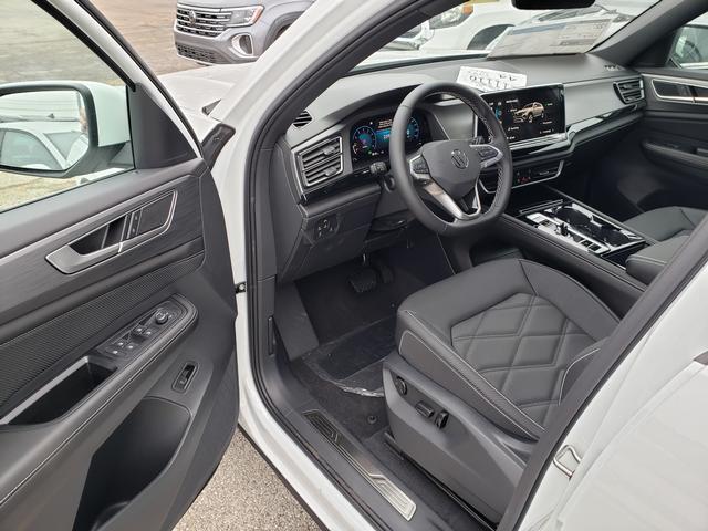 new 2026 Volkswagen Atlas Cross Sport car, priced at $46,812