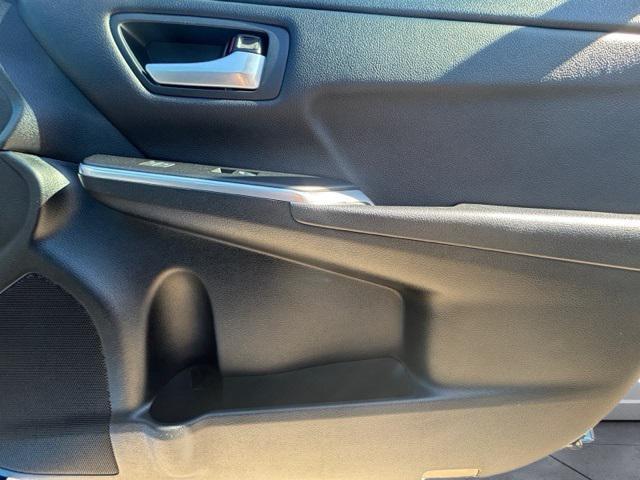 2017 Blue Streak Metallic Toyota Camry