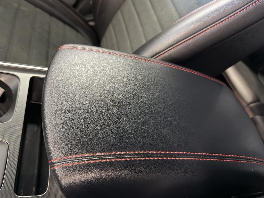 used 2023 Ford Edge car, priced at $29,487