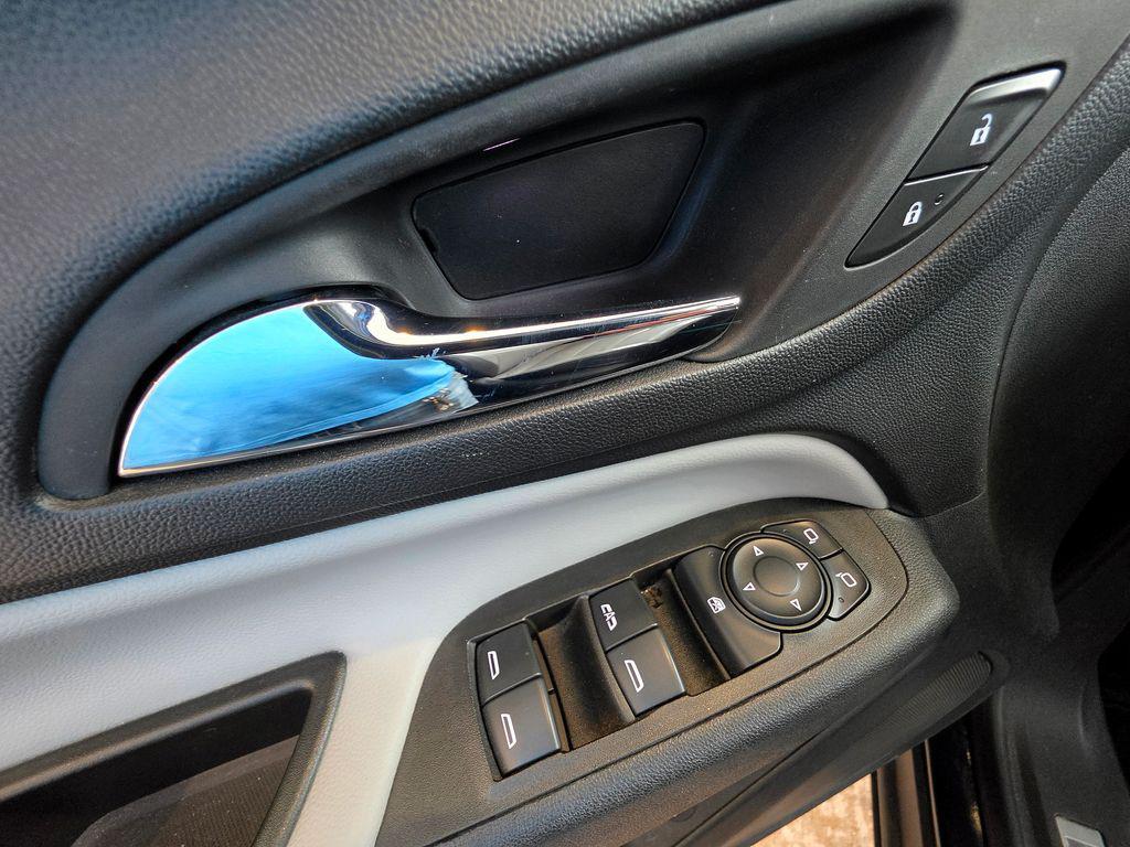used 2020 Chevrolet Equinox car, priced at $18,434