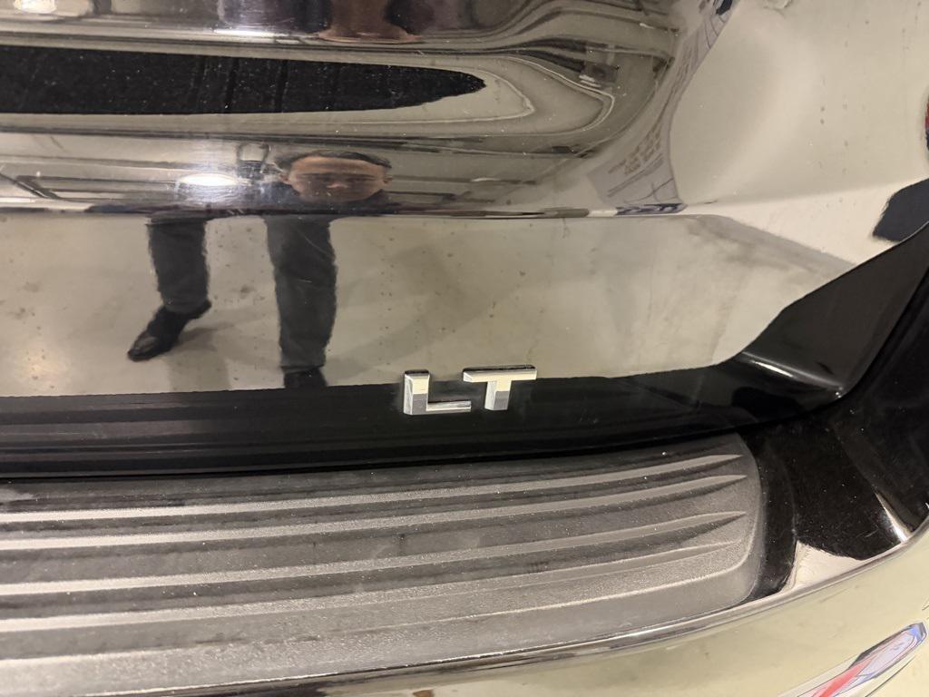 used 2024 Chevrolet Suburban car, priced at $44,987