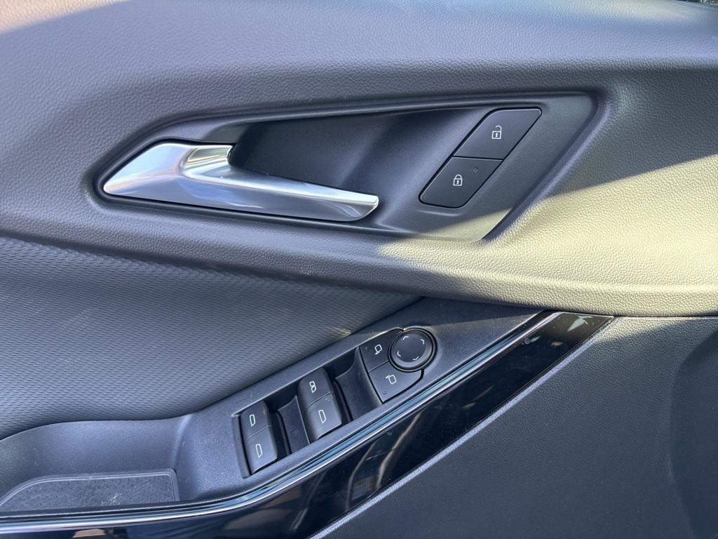 new 2026 Chevrolet Equinox car, priced at $33,230