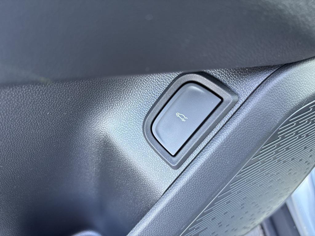 new 2026 Chevrolet Equinox car, priced at $33,230