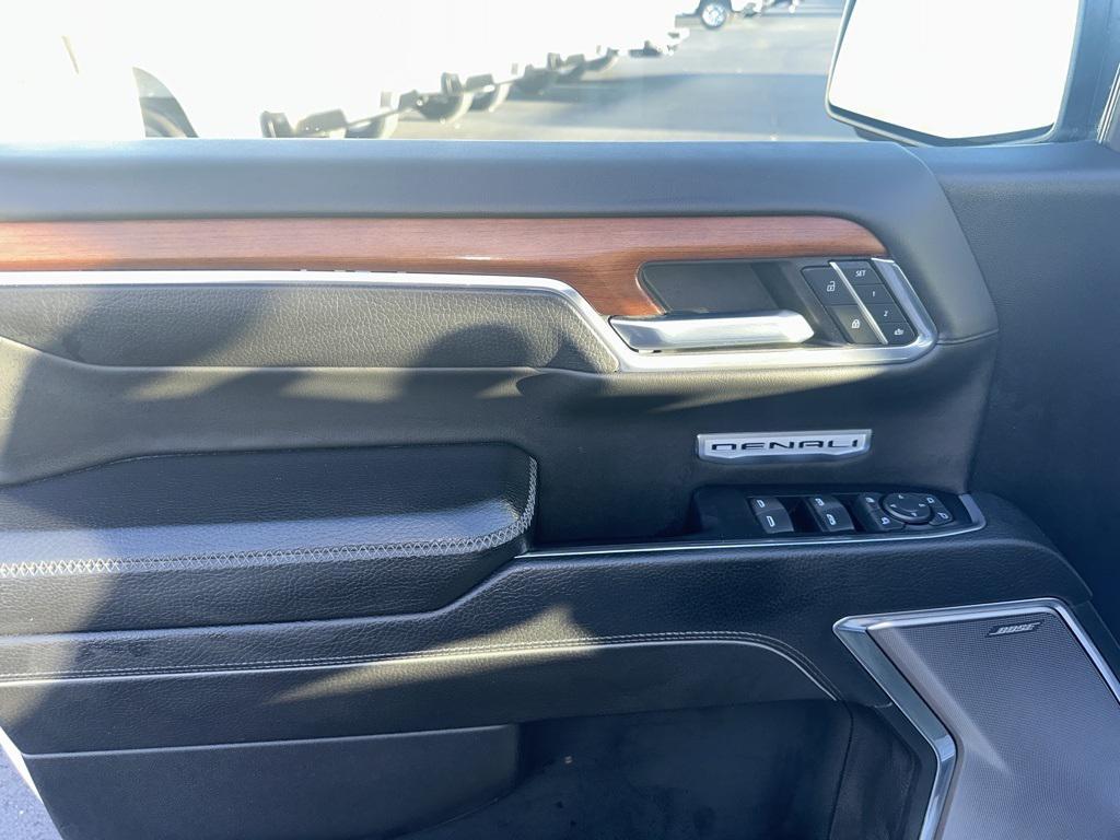 used 2023 GMC Sierra 1500 car, priced at $40,488