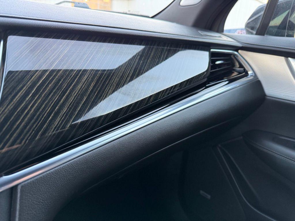 used 2023 Cadillac XT6 car, priced at $35,480