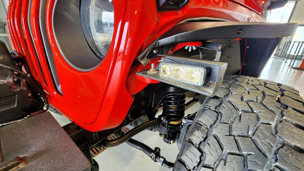 used 2021 Jeep Gladiator car, priced at $24,487