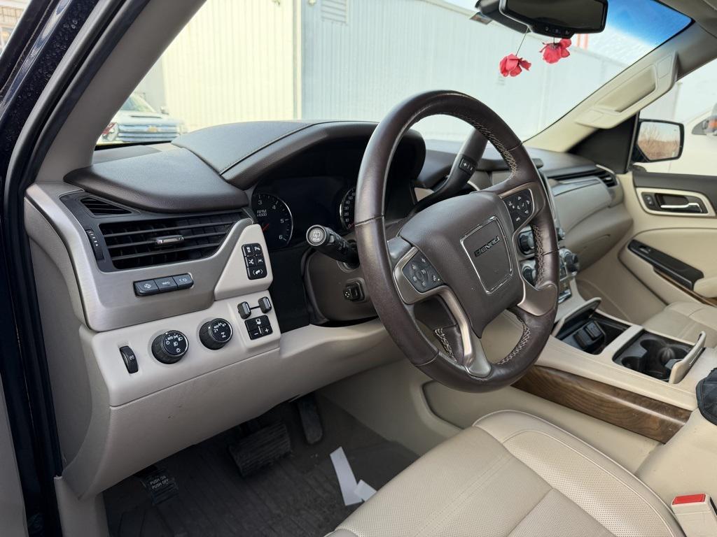 used 2019 GMC Yukon car, priced at $33,988
