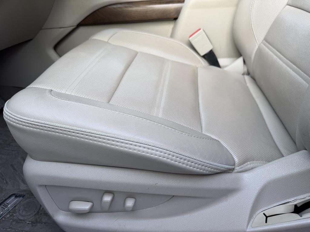 used 2019 GMC Yukon car, priced at $33,988