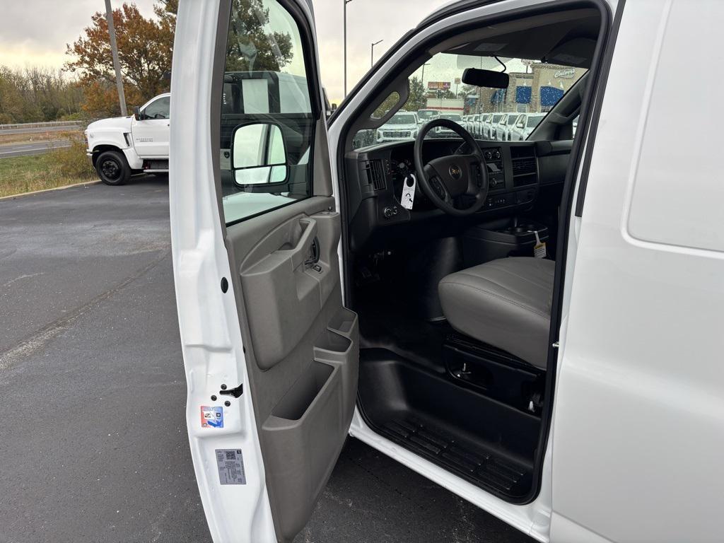 new 2025 Chevrolet Express 2500 car, priced at $41,375