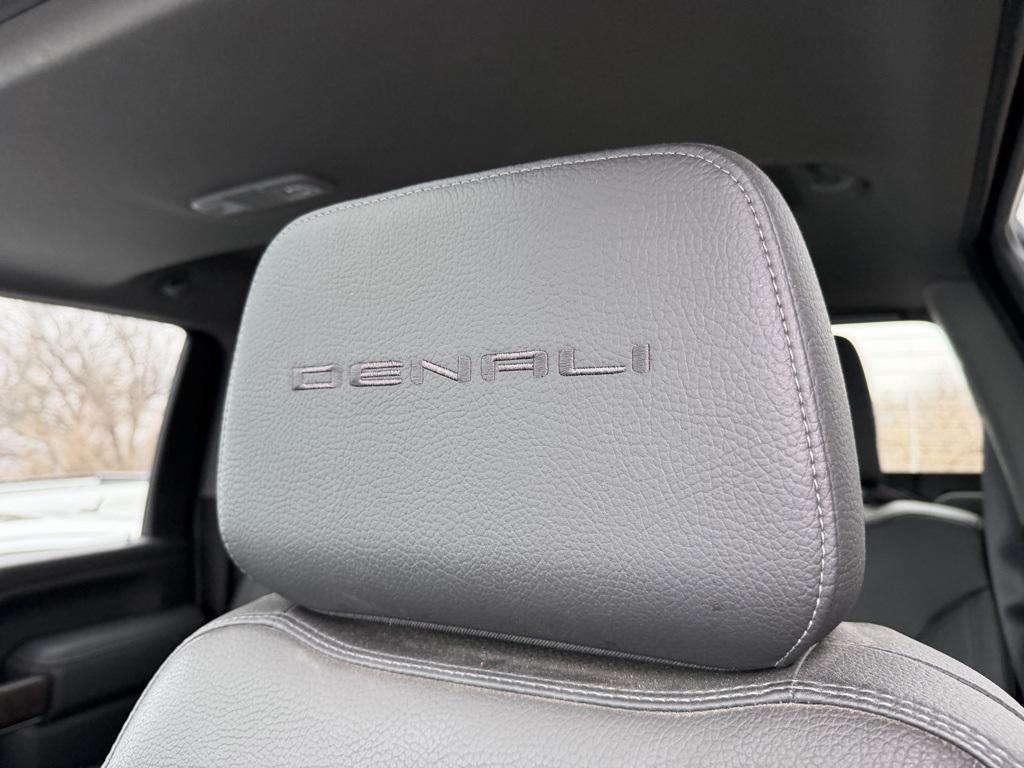 used 2021 GMC Sierra 2500 car, priced at $50,978