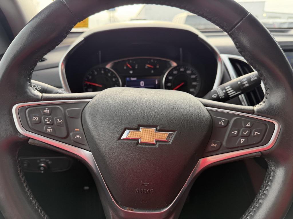 used 2022 Chevrolet Equinox car, priced at $17,987