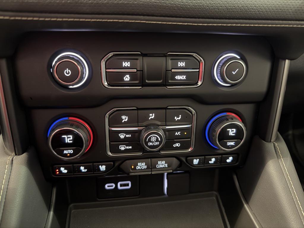 used 2024 Chevrolet Tahoe car, priced at $62,998