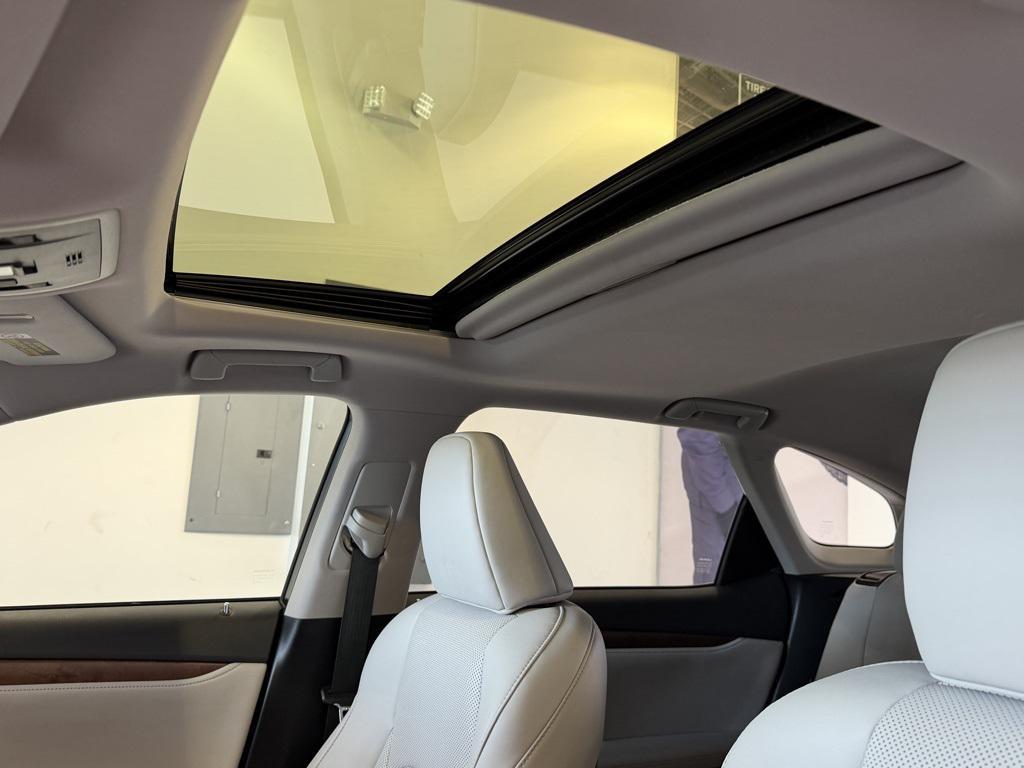 used 2022 Lexus RX 350L car, priced at $40,488