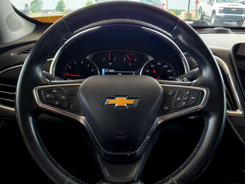 used 2018 Chevrolet Malibu car, priced at $15,997