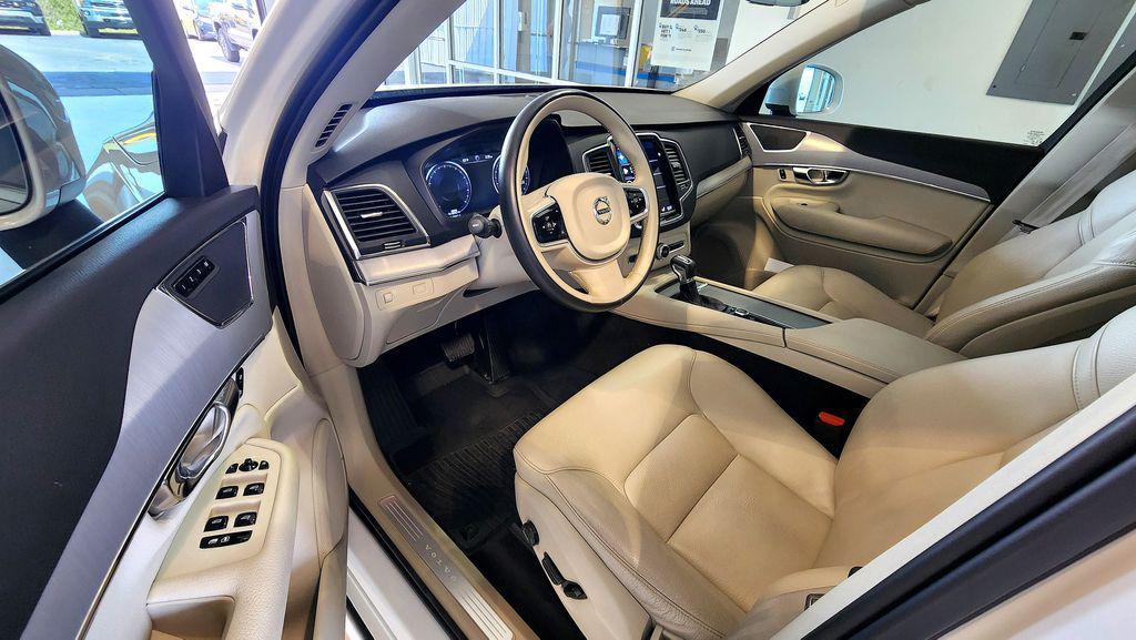 used 2021 Volvo XC90 car, priced at $22,987