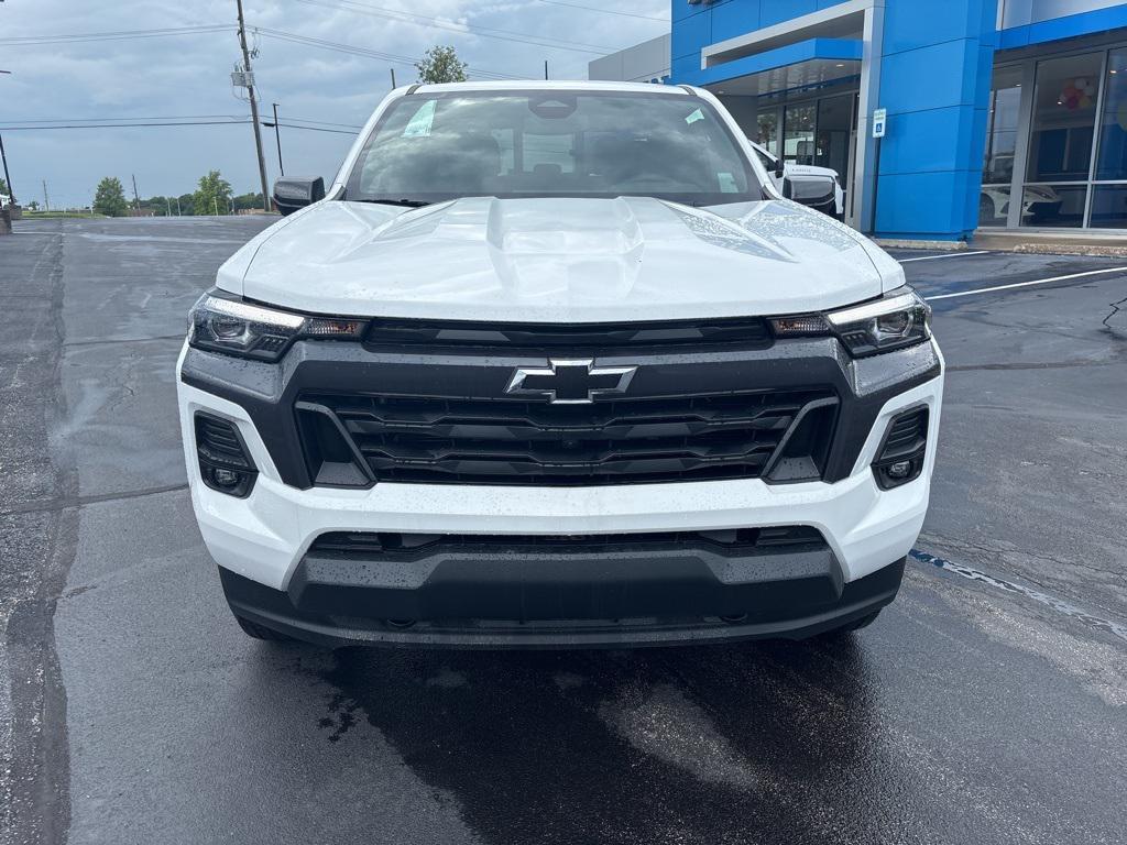 new 2025 Chevrolet Colorado car, priced at $40,180
